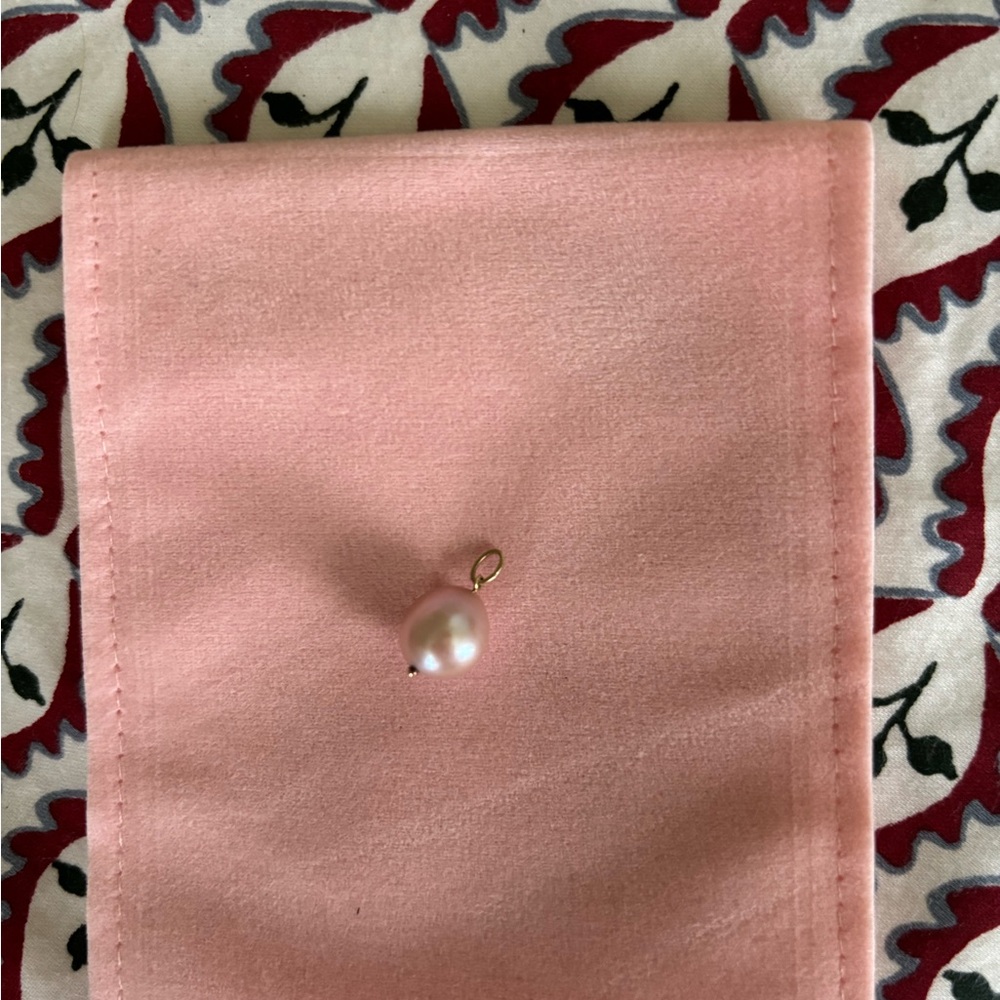 Catbird Pink Pearl Pendant